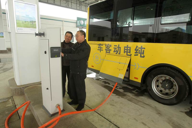 大连小松叉车电瓶报价参考 大连小松叉车电瓶报价参考