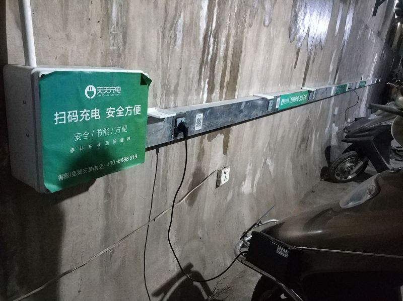 电瓶叉车充电桩位置要求_ 电瓶叉车充电桩位置要求_